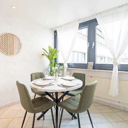 شقة Am Hbf Mit 2 Schlafzimmern Und Sky كوبلنس