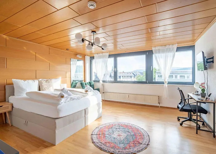 Apartment Am Hbf Mit 2 Schlafzimmern Und Sky