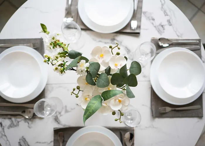 Am Hbf Mit 2 Schlafzimmern Und Sky Apartment Koblenz (Rhineland-Palatinate)